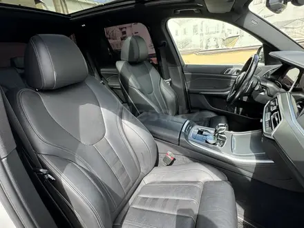 BMW X5 2022 года за 36 000 000 тг. в Шымкент – фото 18