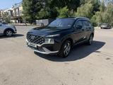 Hyundai Santa Fe 2020 года за 12 200 000 тг. в Алматы – фото 3