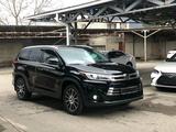Toyota Highlander 2017 года за 150 000 тг. в Алматы