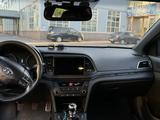 Hyundai Elantra 2018 года за 6 200 000 тг. в Астана – фото 5