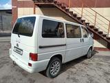 Volkswagen Caravelle 1997 годаүшін3 500 000 тг. в Астана – фото 3