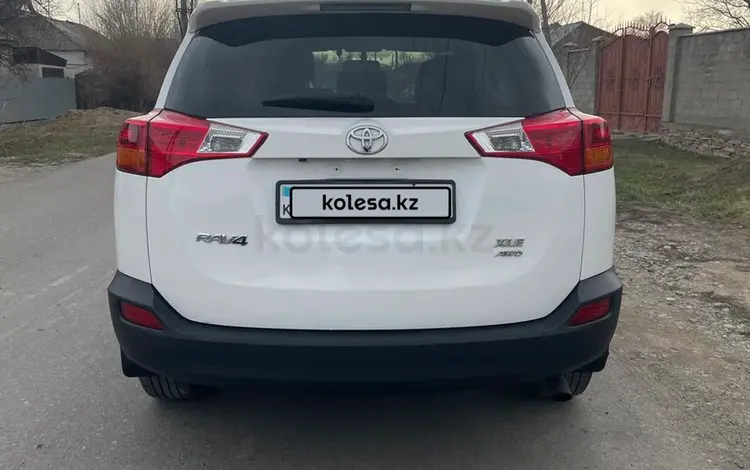 Toyota RAV4 2015 годаүшін9 600 000 тг. в Алматы