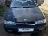 Toyota Carina E 1996 года за 850 000 тг. в Тараз