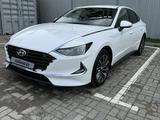 Hyundai Sonata 2022 года за 11 800 000 тг. в Шымкент – фото 3