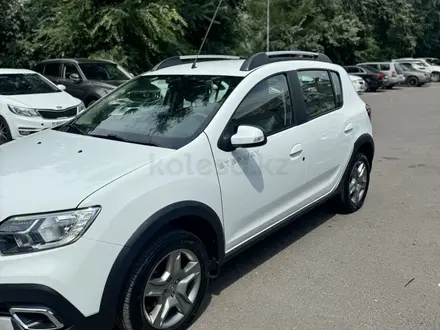 Renault Sandero Stepway 2020 года за 7 000 000 тг. в Алматы – фото 3