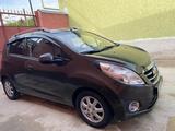 Chevrolet Spark 2011 года за 3 500 000 тг. в Туркестан – фото 2