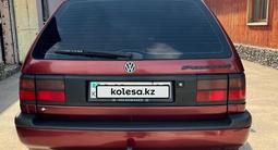 Volkswagen Passat 1992 годаүшін3 300 000 тг. в Алматы – фото 4