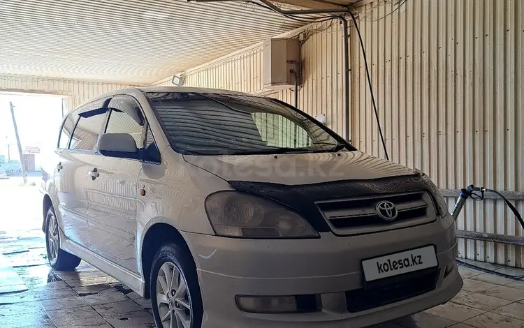 Toyota Ipsum 2001 года за 4 200 000 тг. в Атырау