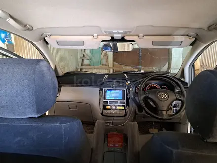 Toyota Ipsum 2001 года за 4 200 000 тг. в Атырау – фото 4