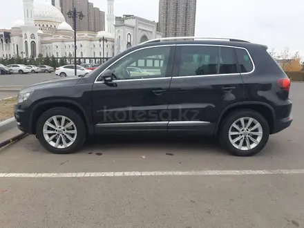 Volkswagen Tiguan 2016 года за 9 000 000 тг. в Астана – фото 2