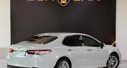 Toyota Camry 2021 года за 16 500 000 тг. в Шымкент – фото 5