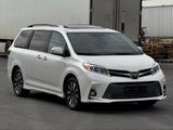 Toyota Sienna 2018 годаүшін17 700 000 тг. в Алматы – фото 2