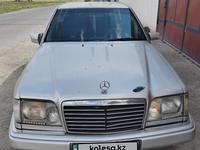Mercedes-Benz E 220 1993 года за 1 650 000 тг. в Тараз