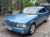 Mercedes-Benz C 180 1997 года за 2 600 000 тг. в Алматы