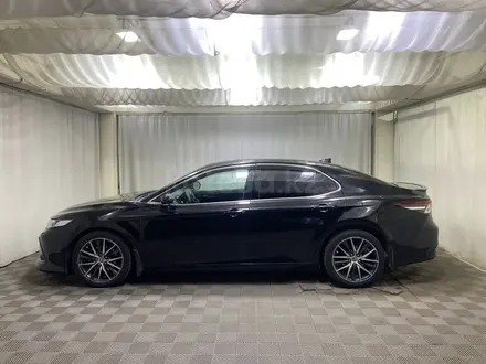 Toyota Camry 2021 года за 15 500 000 тг. в Алматы – фото 3