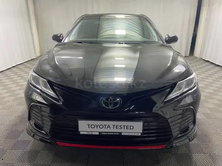 Toyota Camry 2021 года за 15 500 000 тг. в Алматы – фото 5