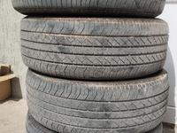 Комплект летней резины Dunlop 235/60/R18 за 70 000 тг. в Астана