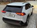 Toyota RAV4 2021 годаүшін15 800 000 тг. в Актобе – фото 8