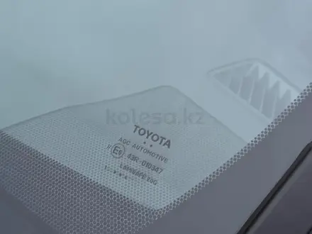Toyota RAV4 2021 года за 15 800 000 тг. в Актобе – фото 23