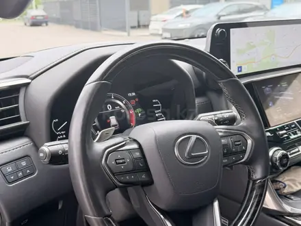 Lexus LX 600 2024 года за 76 590 000 тг. в Алматы – фото 16