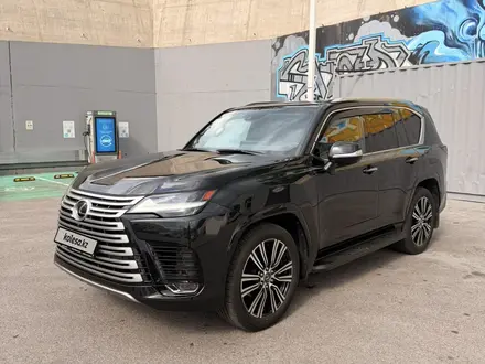 Lexus LX 600 2024 года за 76 590 000 тг. в Алматы – фото 3