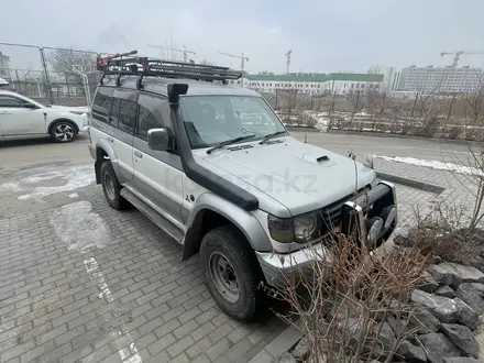 Mitsubishi Pajero 1997 года за 4 750 000 тг. в Алматы – фото 2