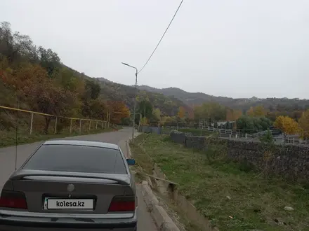 BMW 318 1991 года за 850 000 тг. в Алматы – фото 4