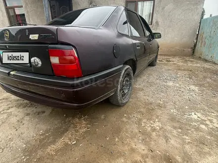 Opel Vectra 1993 года за 650 000 тг. в Жетысай – фото 4