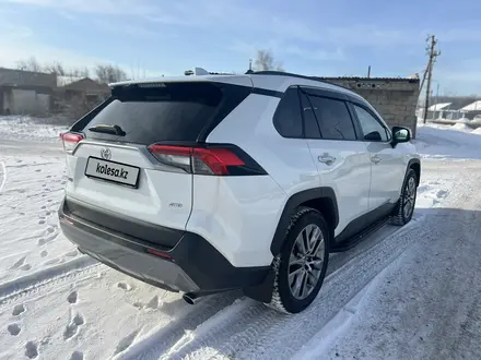 Toyota RAV4 2021 года за 16 400 000 тг. в Павлодар – фото 2