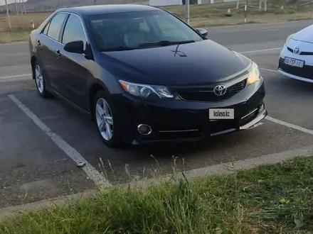 Toyota Camry 2014 года за 6 200 000 тг. в Курык – фото 4