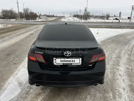 Toyota Camry 2011 года за 5 200 000 тг. в Актобе – фото 6