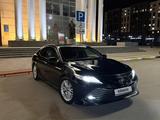 Toyota Camry 2018 года за 13 500 000 тг. в Петропавловск