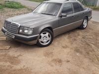 Mercedes-Benz E 260 1991 годаfor2 000 000 тг. в Алматы