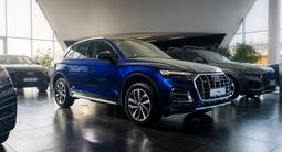 Audi Q5 45 TFSI Quattro 2023 года за 29 945 900 тг. в Алматы