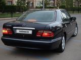 Mercedes-Benz E 280 2001 годаүшін5 179 990 тг. в Астана – фото 2