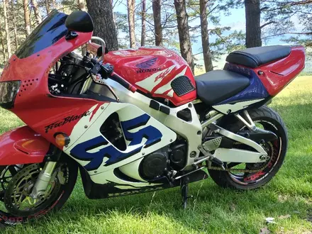 Honda  CBR 919RR Fireblade 2000 года за 2 500 000 тг. в Алматы – фото 3
