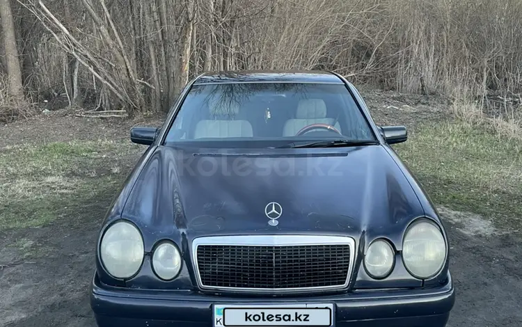 Mercedes-Benz E 200 1996 года за 2 350 000 тг. в Астана
