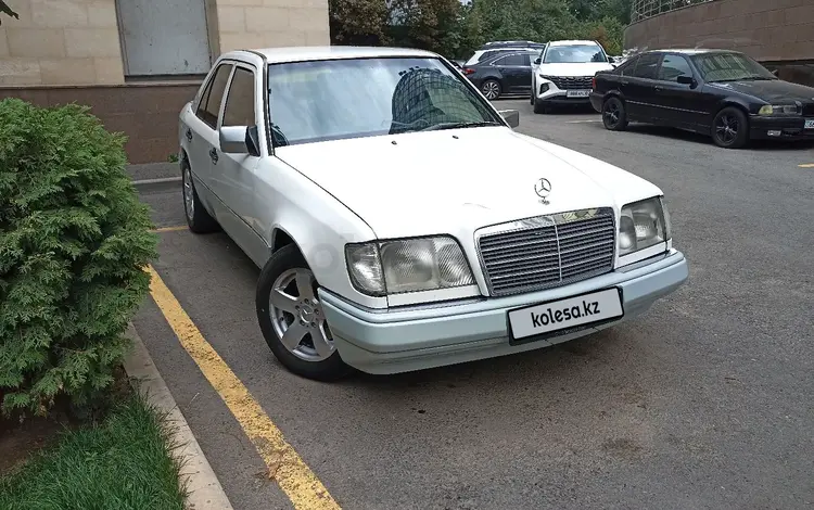 Mercedes-Benz E 280 1994 годаүшін2 000 000 тг. в Алматы
