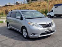 Toyota Sienna 2010 годаfor11 000 000 тг. в Шымкент