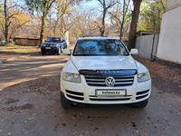 Volkswagen Touareg 2004 годаүшін5 100 000 тг. в Алматы