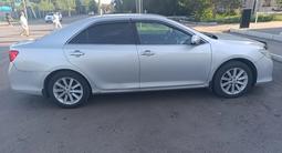 Toyota Camry 2012 годаfor9 500 000 тг. в Петропавловск – фото 2