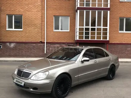 Mercedes-Benz S 500 2005 года за 5 490 000 тг. в Астана