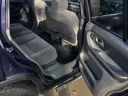 Honda CR-V 1995 года за 2 500 000 тг. в Алматы – фото 7