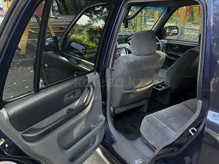 Honda CR-V 1995 года за 2 500 000 тг. в Алматы – фото 9