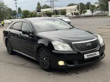 Toyota Crown Majesta, 2012