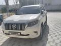 Toyota Land Cruiser Prado 2017 года за 28 300 000 тг. в Актау