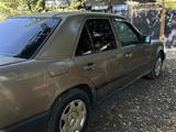 Mercedes-Benz E 200 1989 годаүшін650 000 тг. в Тараз – фото 2