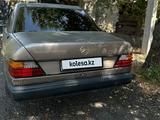 Mercedes-Benz E 200 1989 годаүшін650 000 тг. в Тараз – фото 3