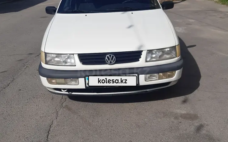 Volkswagen Passat 1995 года за 2 300 000 тг. в Тараз