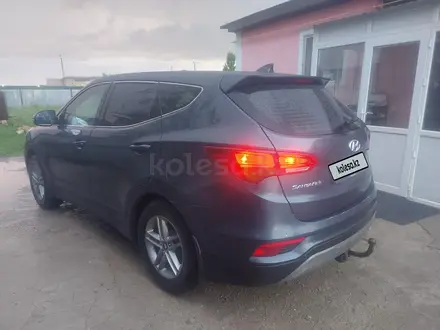 Hyundai Santa Fe 2017 года за 7 800 000 тг. в Актобе – фото 7
